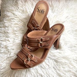 🍁🍁Sofft Brown Leather sandals. Double strap. EUC. 8.5M